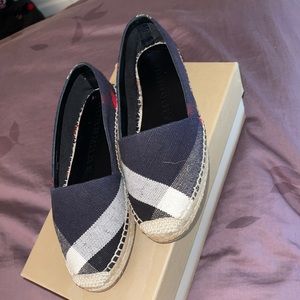 Burberry Hodgeson Espadrilles size 7.5/37.5
